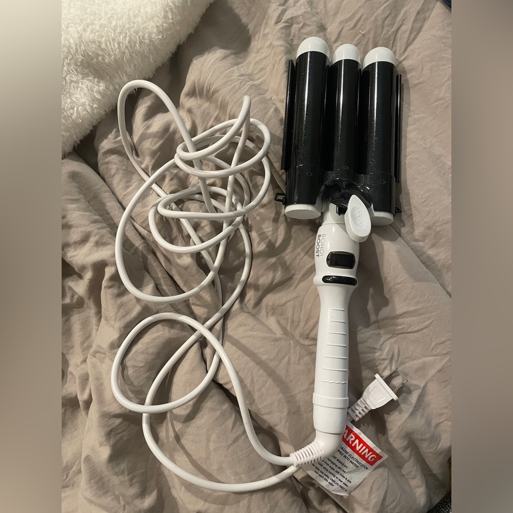 bindi boost 3 barrel curling iron